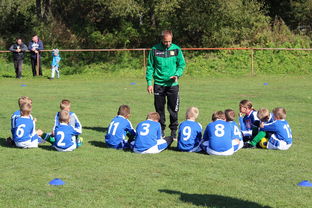 乐鱼体育平台登录-勇士队志在三冠王,坚定步伐冲击冠军,勇士队3连冠