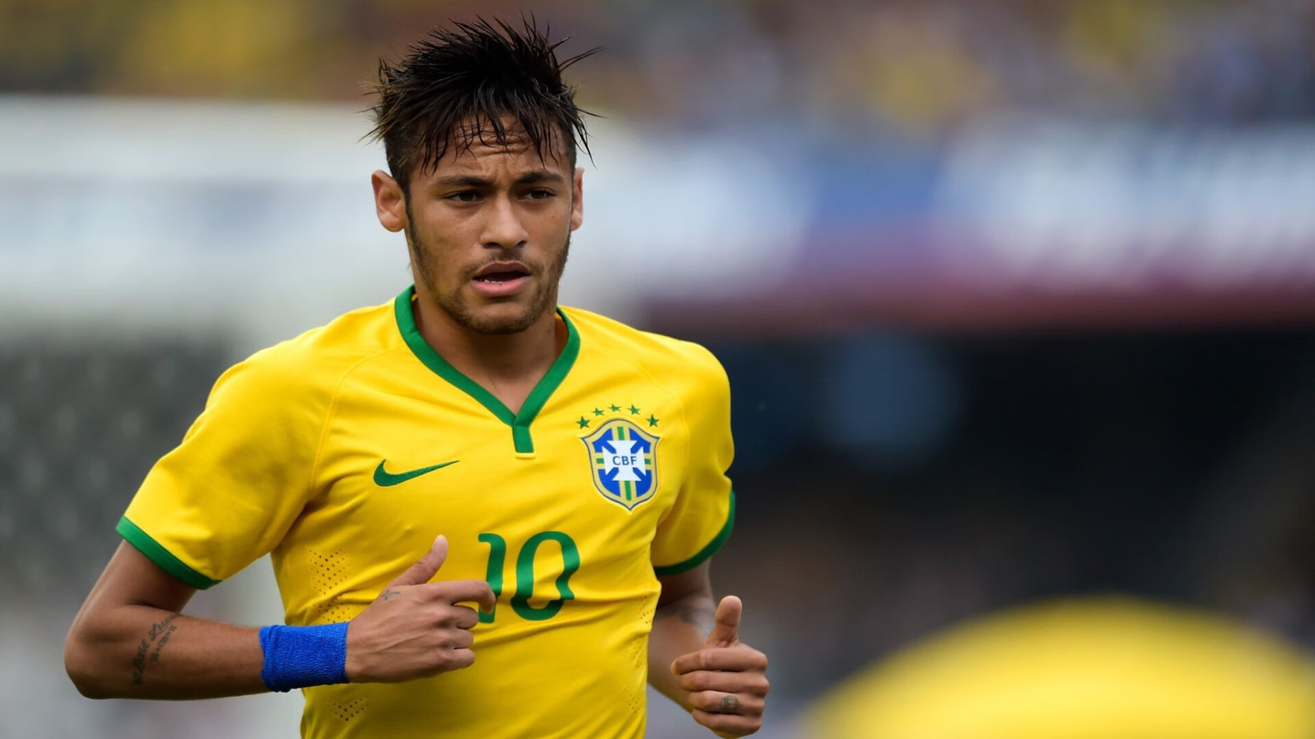 泰山主场10连胜!瓦科模仿梅西进球,克雷桑获感谢,泰山签约梅西